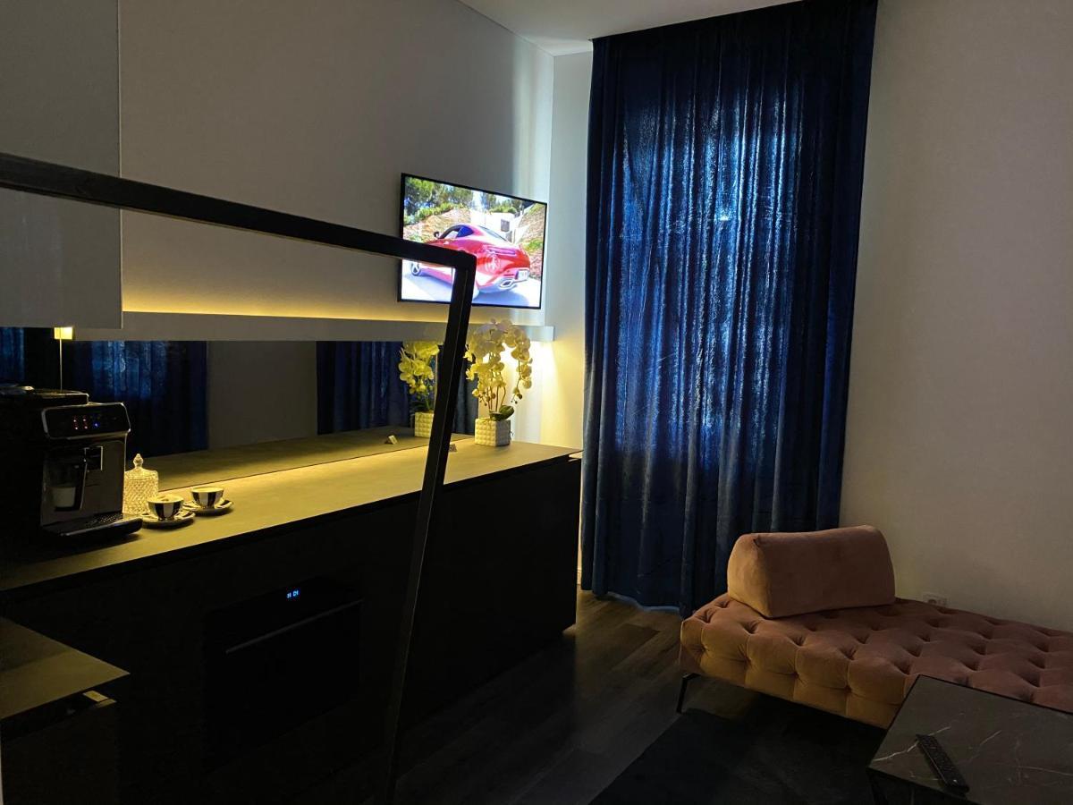 Modern And Luxury Apartment In The Center Of كاوناس المظهر الخارجي الصورة