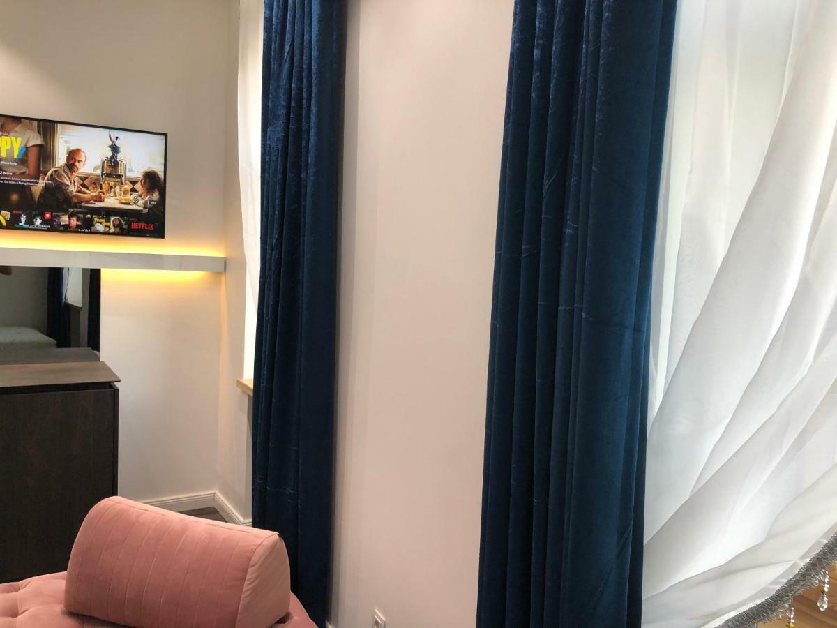 Modern And Luxury Apartment In The Center Of كاوناس المظهر الخارجي الصورة